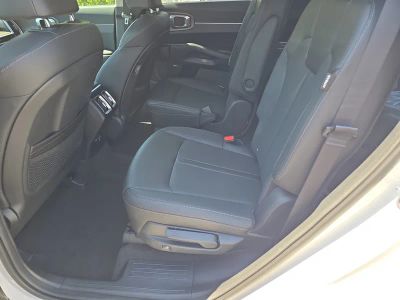 2026 Kia Sorento — photo 17 view