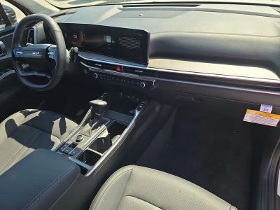 2026 Kia Sorento — photo 12 view