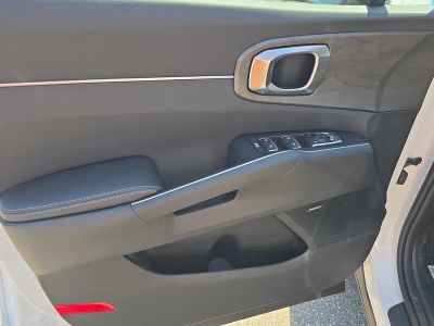 2026 Kia Sorento — photo 18 view