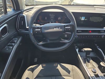 2026 Kia Sorento — photo 14 view