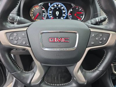 2022 GMC Terrain - Photo 19