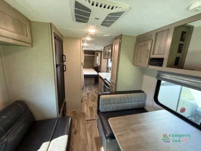 2019 Palomino Puma XLE Lite — rear three-quarter view