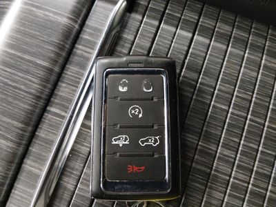 2024 Jeep Wagoneer — photo 15 view