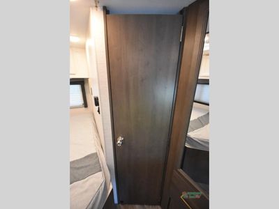2024 Thor Motor Coach Four Winds — photo 44 view