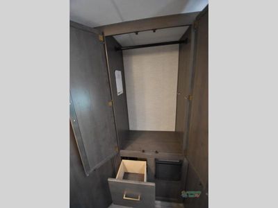 2024 Thor Motor Coach Four Winds — photo 43 view