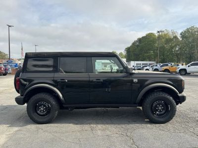 2026 Ford Bronco — photo 8 view