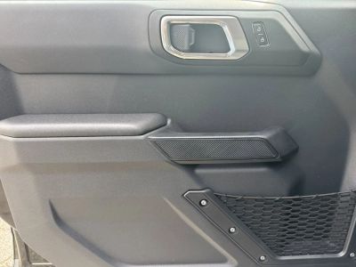 2026 Ford Bronco — photo 10 view
