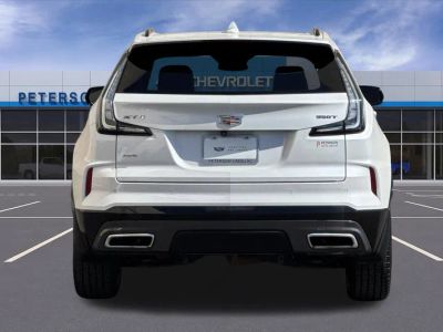 2024 Cadillac XT4 — detail view