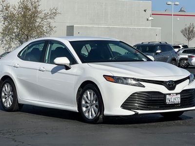 2019 Toyota Camry - Photo 5