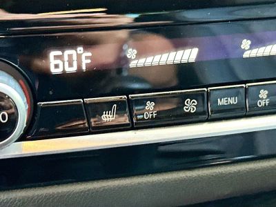 2023 BMW 5 Series — photo 21 view