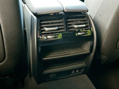 2023 BMW 5 Series — photo 27 view