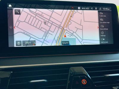 2023 BMW 5 Series — photo 13 view