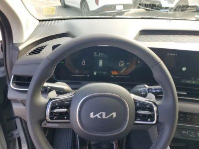 2026 Kia Carnival Hybrid — photo 13 view