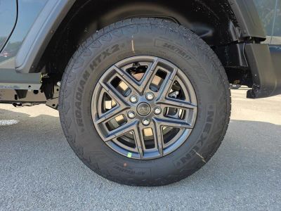 2026 Jeep Wrangler — photo 11 view