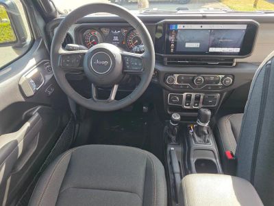 2026 Jeep Wrangler — photo 10 view
