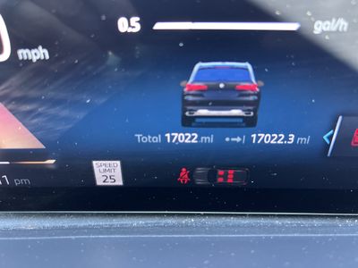2026 Pre-Owned 2025 BMW X5 xDrive40i - Photo 22