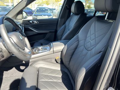 2026 Pre-Owned 2025 BMW X5 xDrive40i - Photo 16