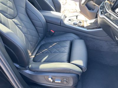2026 Pre-Owned 2025 BMW X5 xDrive40i - Photo 35