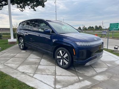 2026 Hyundai IONIQ 9 - Photo 2