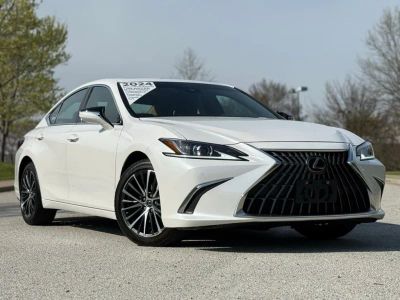 2024 Lexus ES — side profile view
