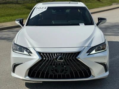 2024 Lexus ES — engine compartment view