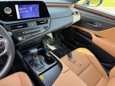 2024 Lexus ES — photo 31 view