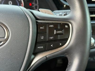 2024 Lexus ES — photo 29 view