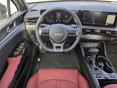 2026 Kia K5 — photo 17 view