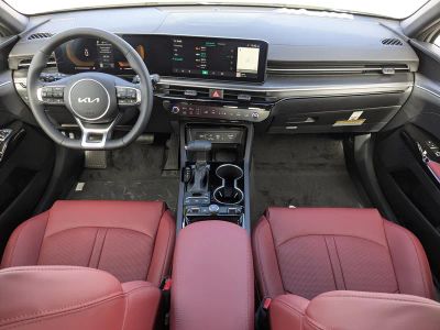 2026 Kia K5 — photo 16 view