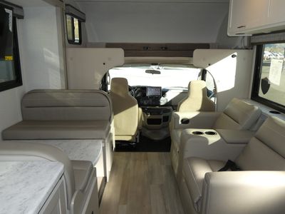 2026 Thor Motor Coach Pasadena SE - Photo 6