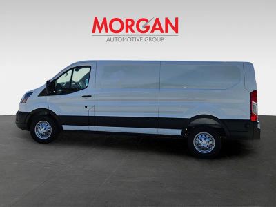 2025 Ford Transit-150 — photo 8 view