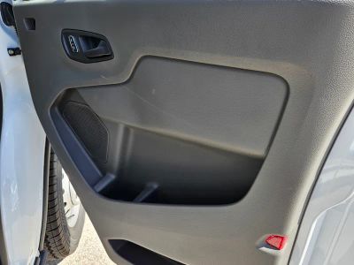2025 Ford Transit-150 — photo 33 view
