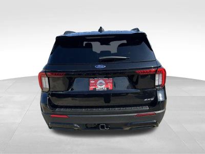 2025 Ford Explorer — detail view