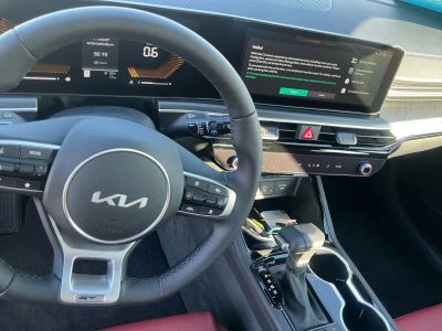 2026 Kia K5 — photo 15 view