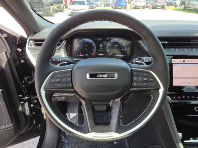 2026 Jeep Grand Cherokee — photo 17 view