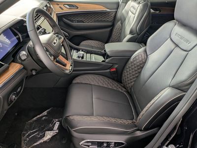 2025 Jeep Grand Cherokee - Photo 9