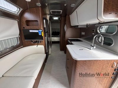 2026 Airstream Globetrotter - Photo 4