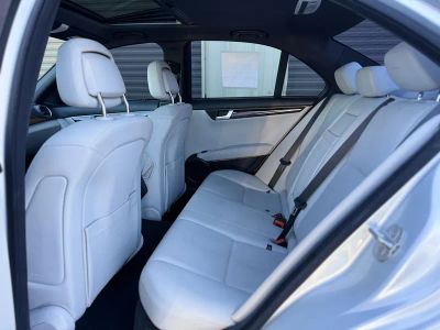 2012 Mercedes-Benz C-Class — photo 13 view