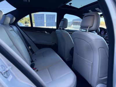 2012 Mercedes-Benz C-Class — photo 17 view