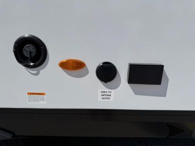 2026 Jayco Jay Feather - Photo 11