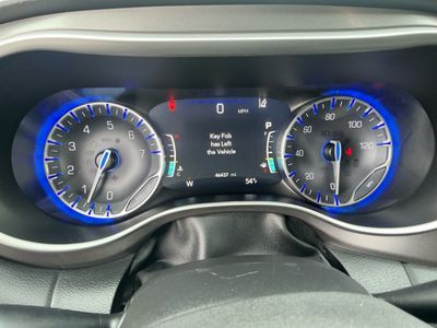 2024 Chrysler Pacifica - Photo 10