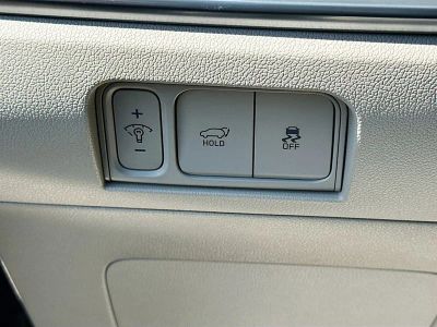 2026 Kia Sorento — photo 10 view