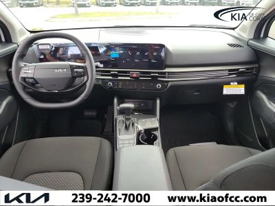 2026 Kia Sportage — photo 14 view