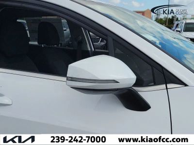 2026 Kia Sportage — photo 8 view