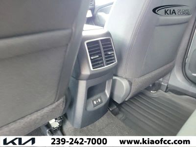 2026 Kia Sportage — photo 12 view