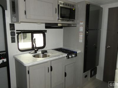2026 Coachmen Clipper Cadet - Photo 7