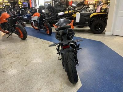 2024 KTM 250 Duke - Photo 6