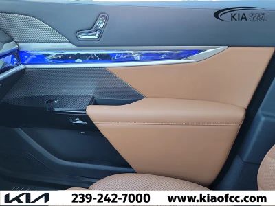 2025 BMW 7 Series — photo 29 view