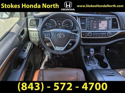 2019 Toyota Highlander - Photo 14