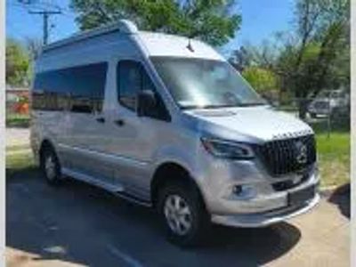 2026 Airstream 19 — front three-quarter view